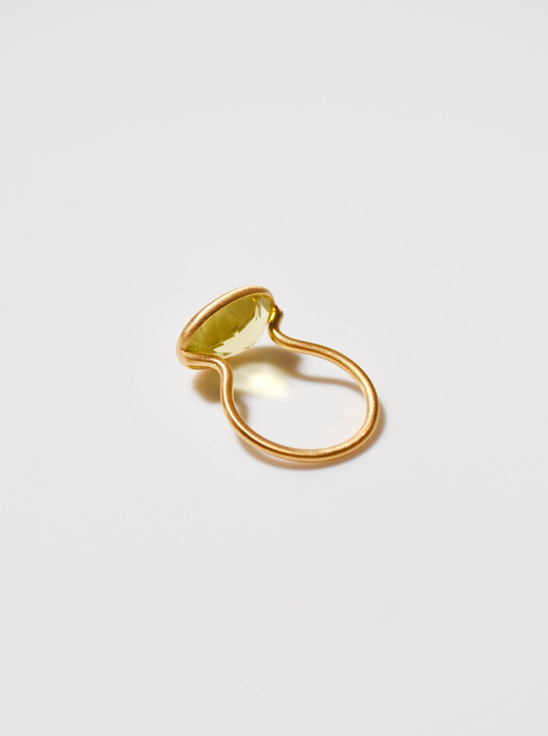 ゴールデングリーンクオーツ/gold) oval flower ring – ödül