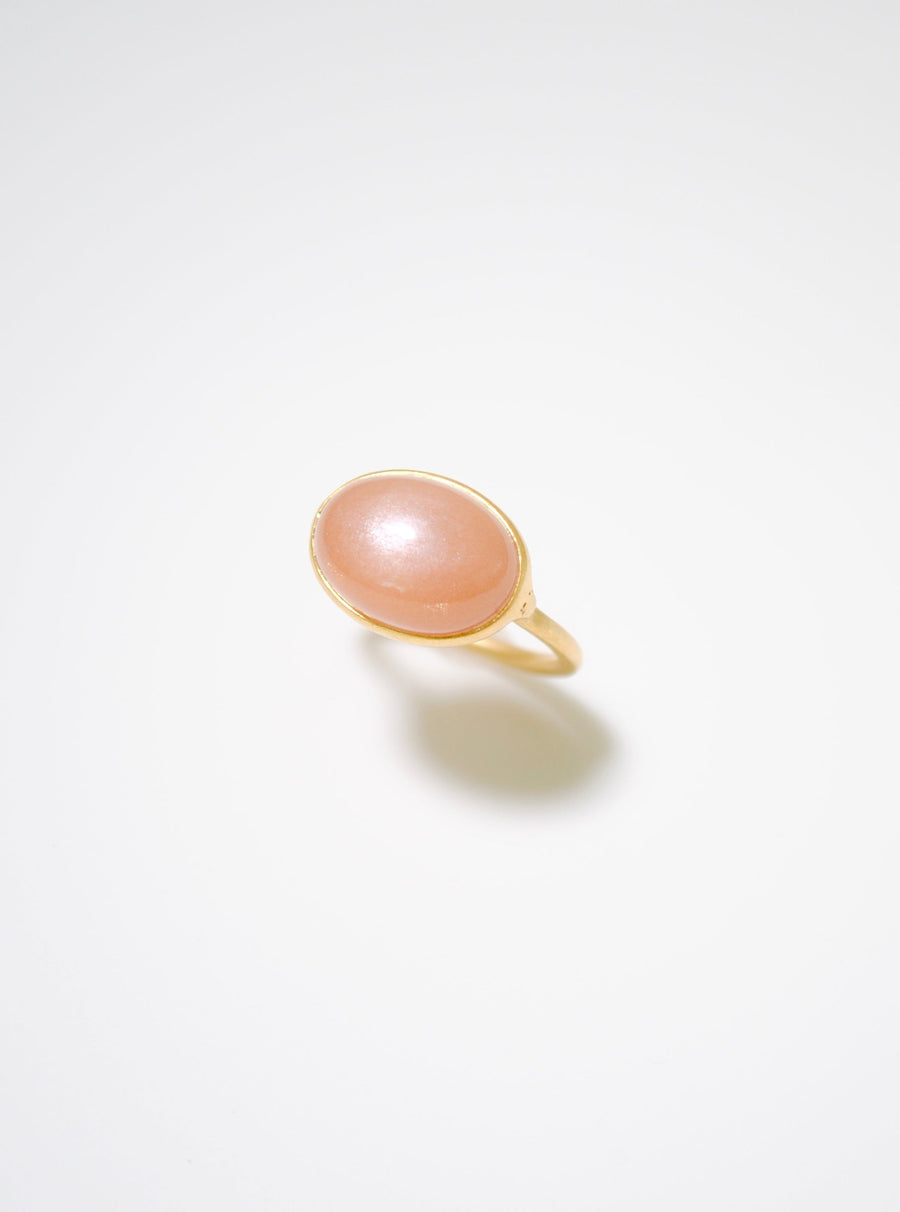 (ピーチムーンストーン/gold) oval flower CAB  ring