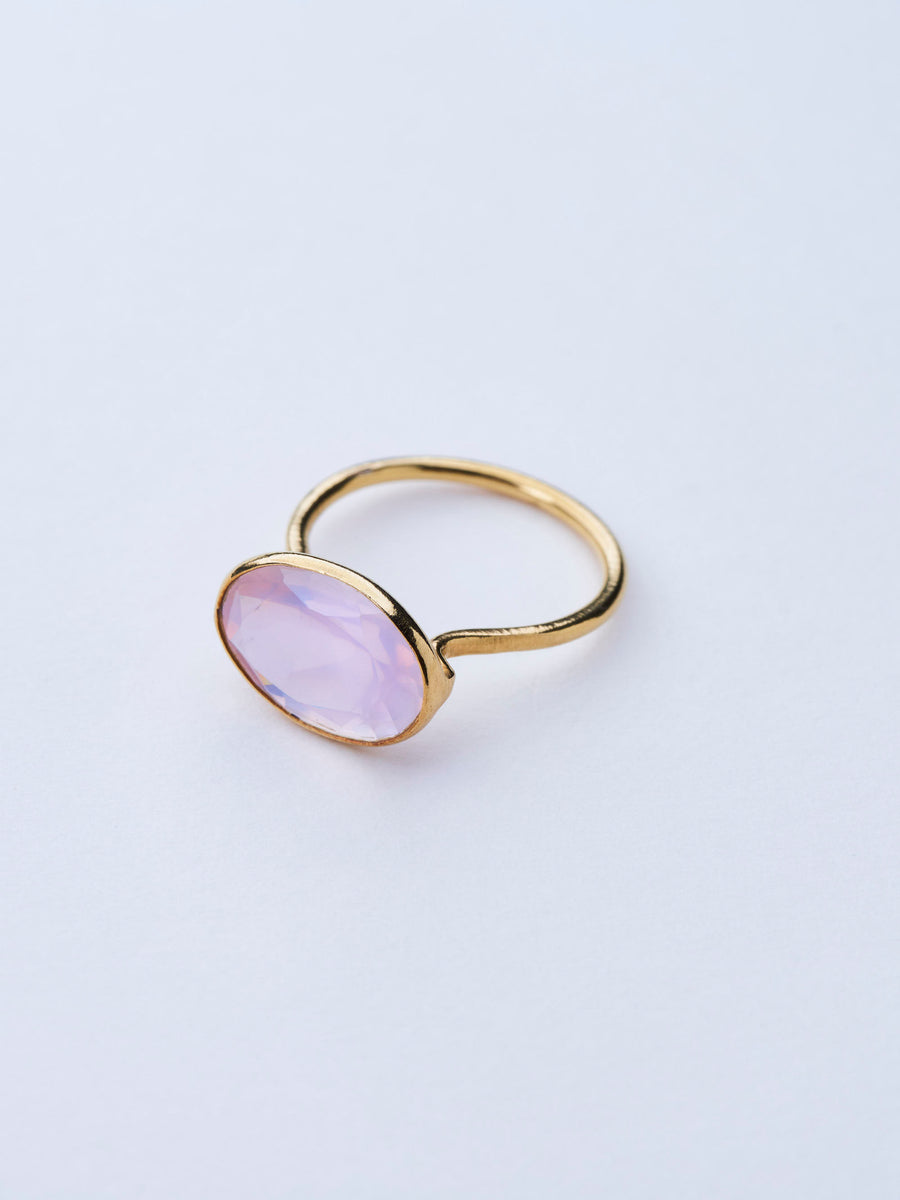 ローズクオーツ(gold)：oval flower ring